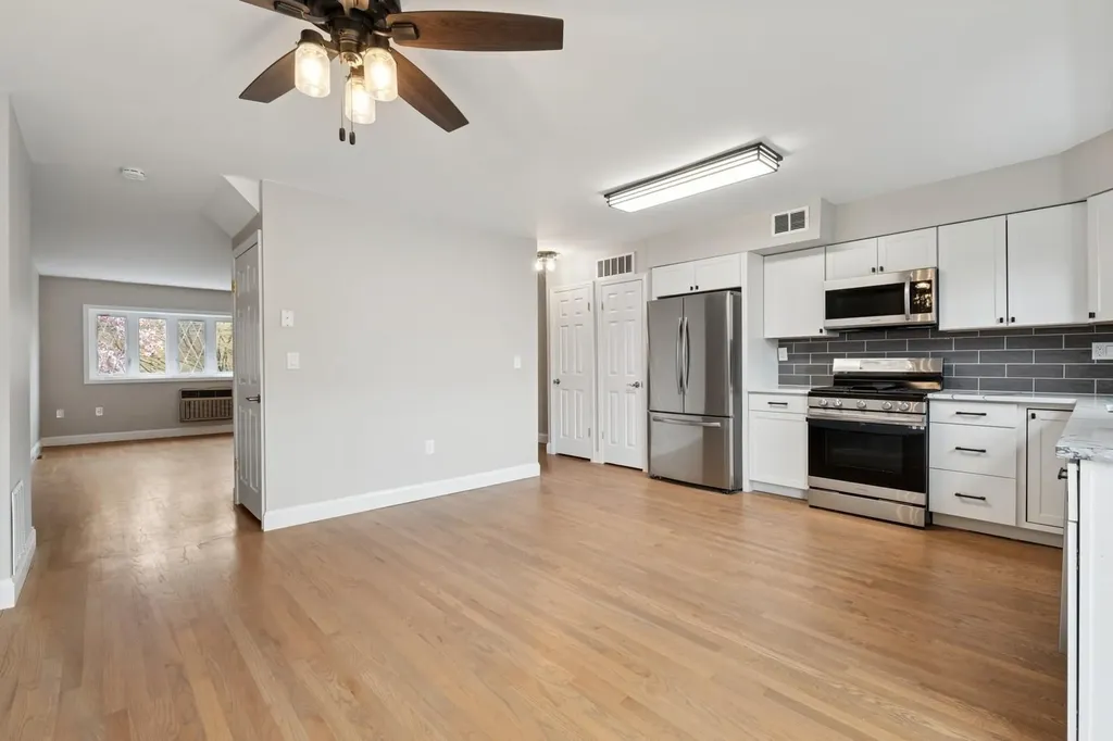 2665 Harding Avenue Bronx NY 10465