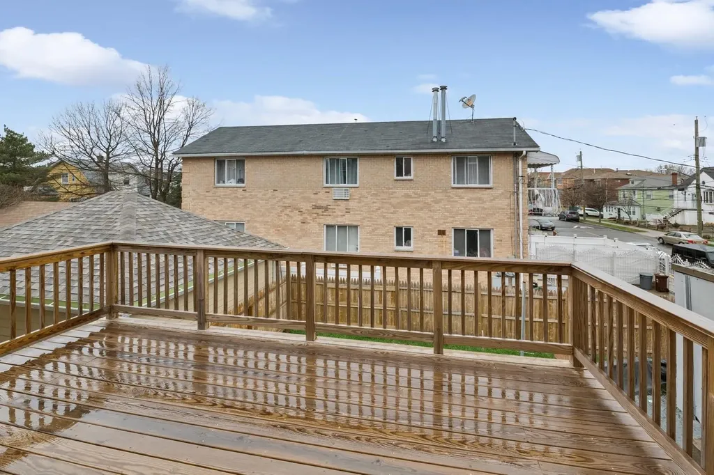 2665 Harding Avenue Bronx NY 10465