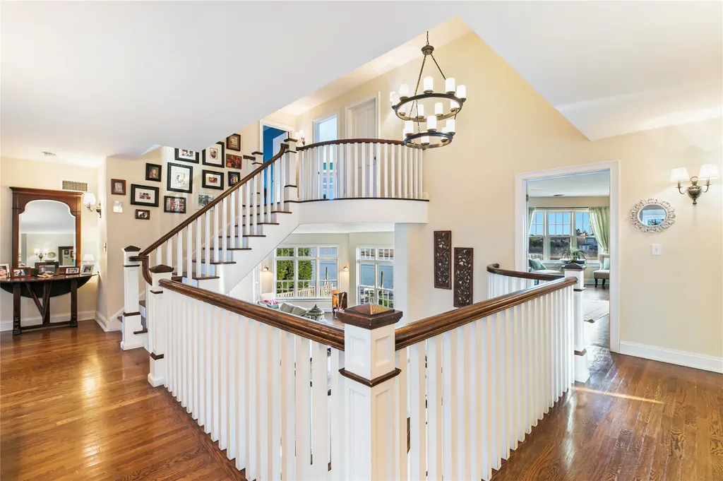 3076 Riverside Drive Wantagh NY 11793