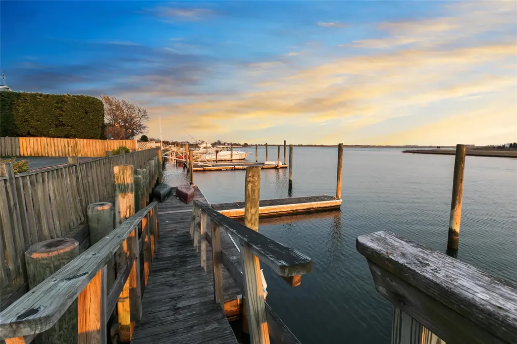 3076 Riverside Drive Wantagh NY 11793