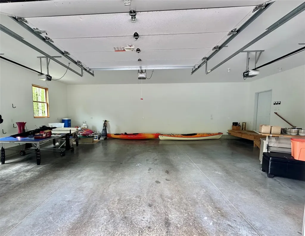 556 Bruyn Turnpike Wallkill NY 12589