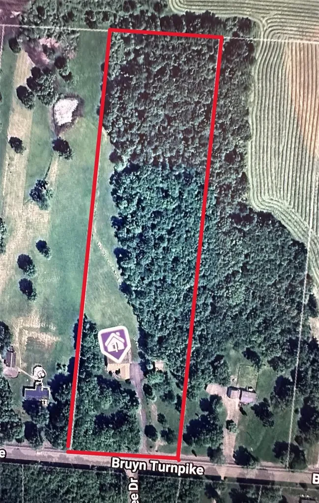 556 Bruyn Turnpike Wallkill NY 12589
