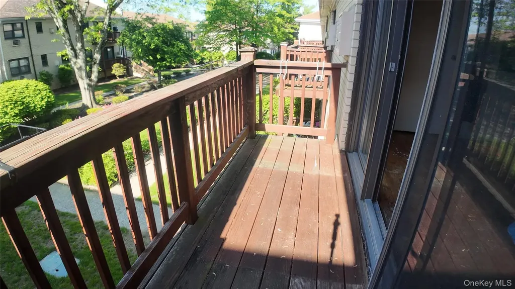 80 Sneden Place Spring Valley NY 10977