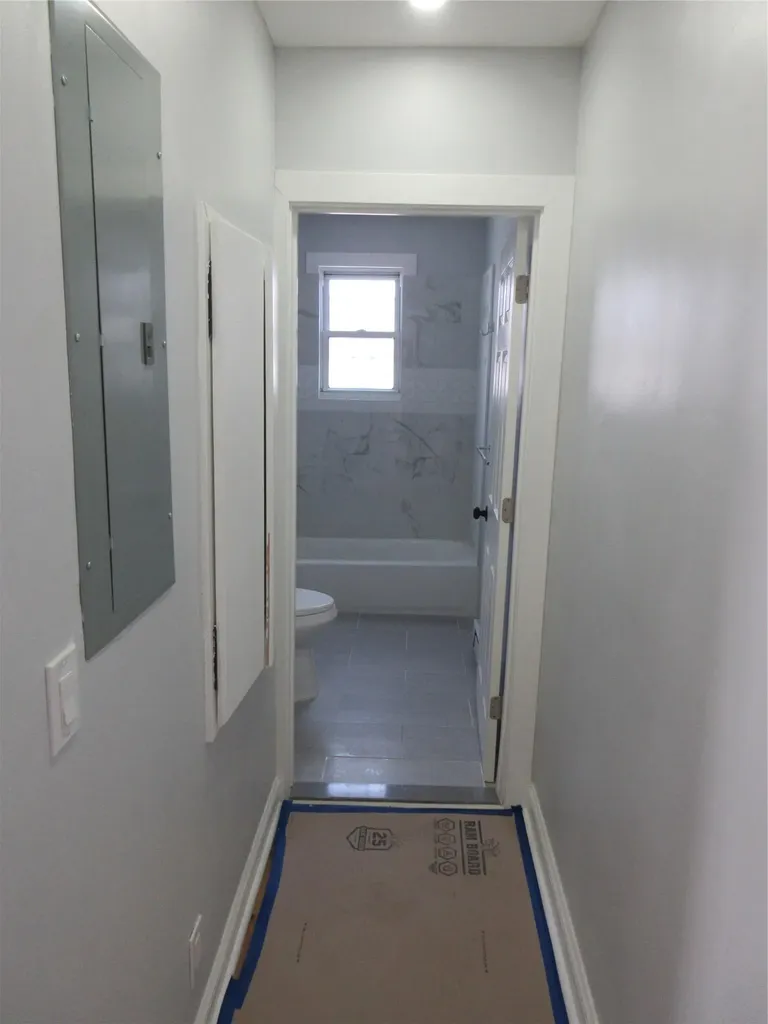 949 E 213th Street Bronx NY 10469