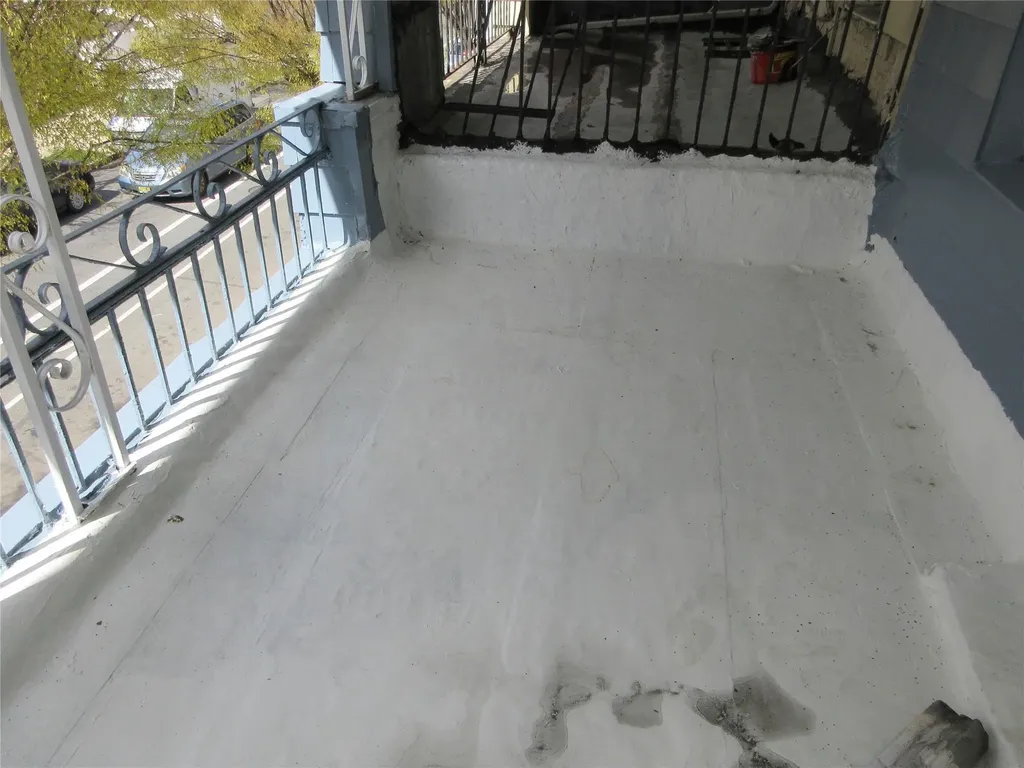 949 E 213th Street Bronx NY 10469