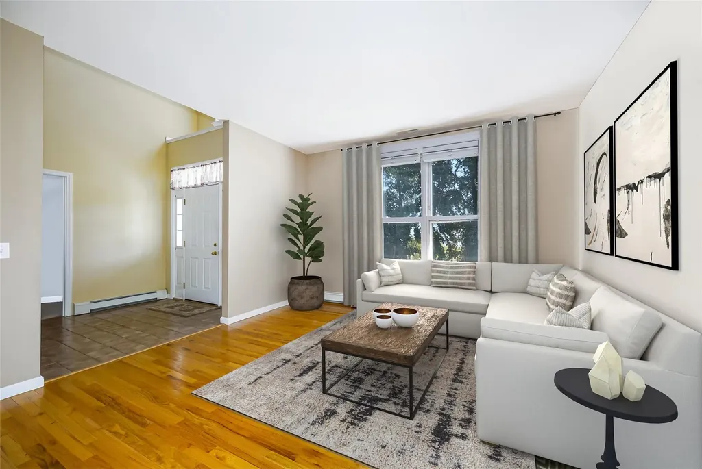 7 Coachlight Drive Poughkeepsie NY 12603