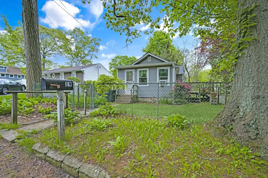 19 Jupiter Road Rocky Point NY 11778