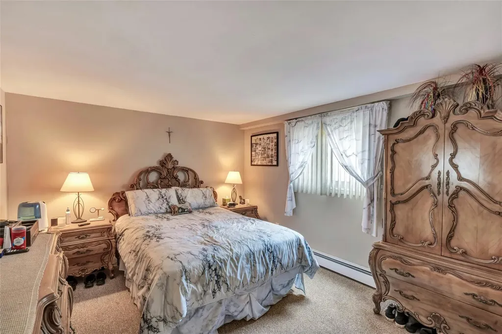 2375 Bayview Avenue Wantagh NY 11793