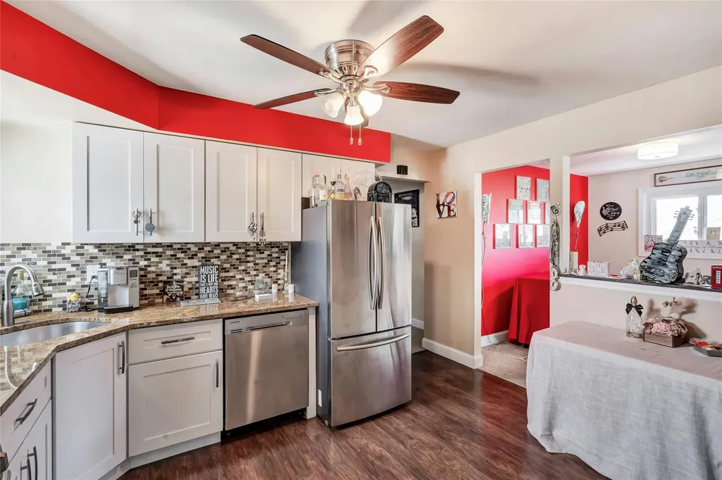 2375 Bayview Avenue Wantagh NY 11793