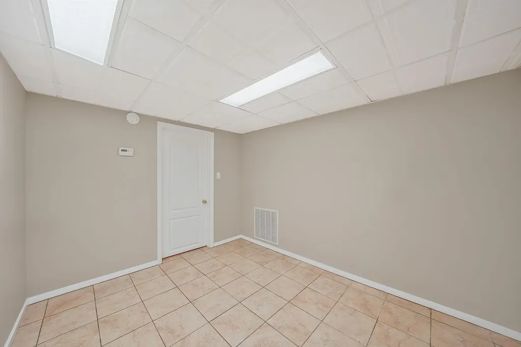 2816 Long Beach Road Oceanside NY 11572
