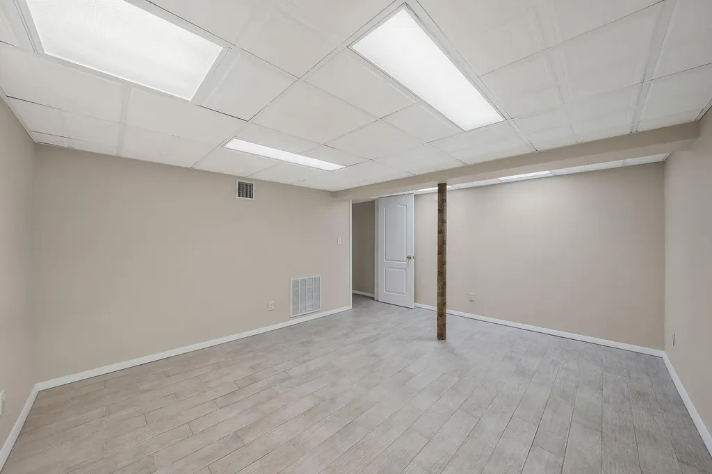 2816 Long Beach Road Oceanside NY 11572