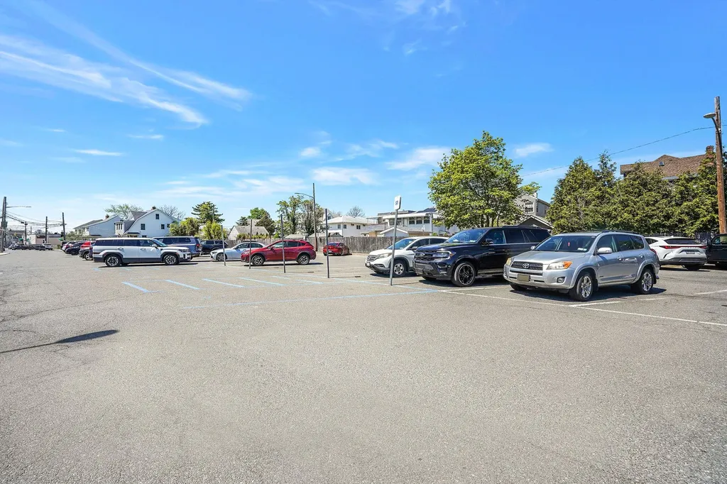 2816 Long Beach Road Oceanside NY 11572