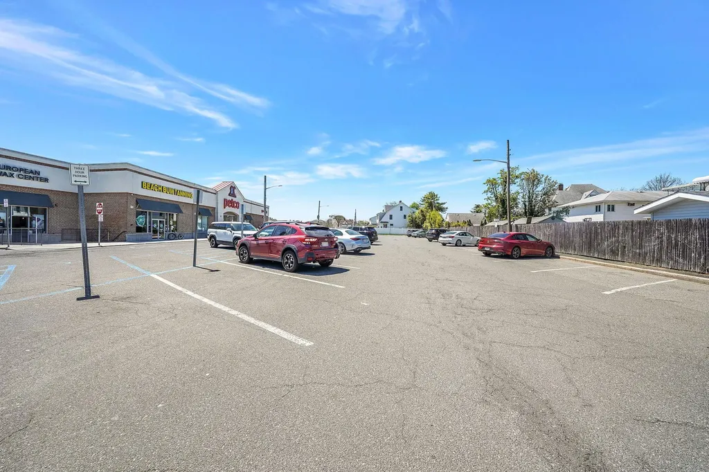 2816 Long Beach Road Oceanside NY 11572