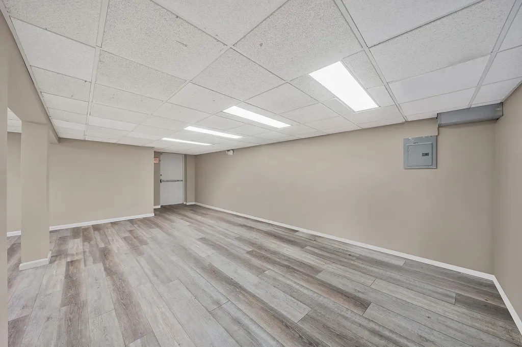 2816 Long Beach Road Oceanside NY 11572