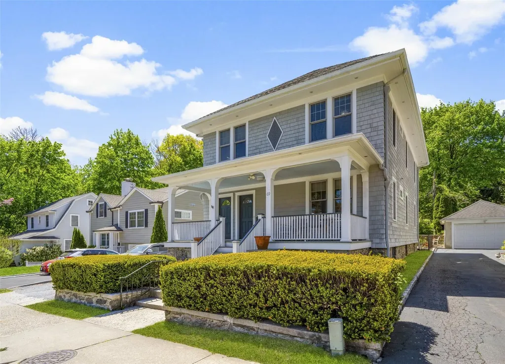 69 Murray Avenue Larchmont NY 10538