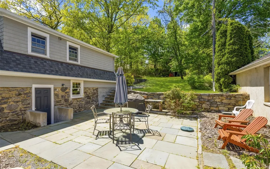 69 Murray Avenue Larchmont NY 10538