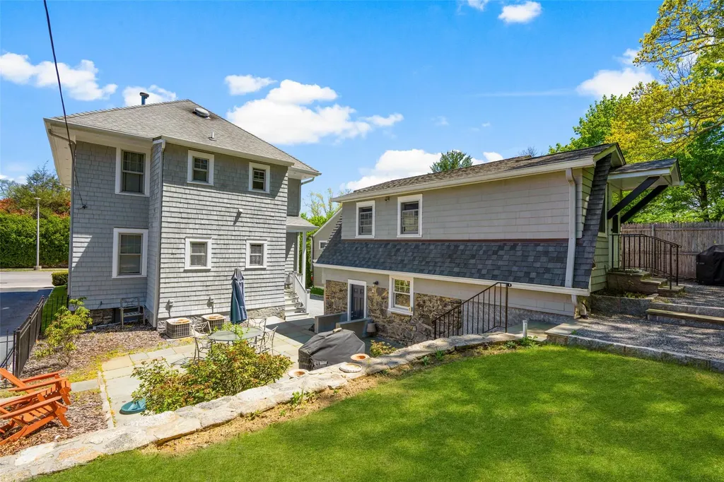 69 Murray Avenue Larchmont NY 10538