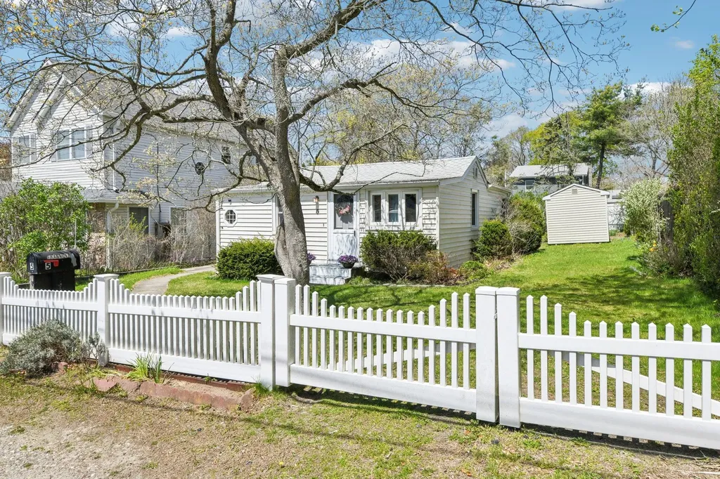 5 Bertha Street East Patchogue NY 11772