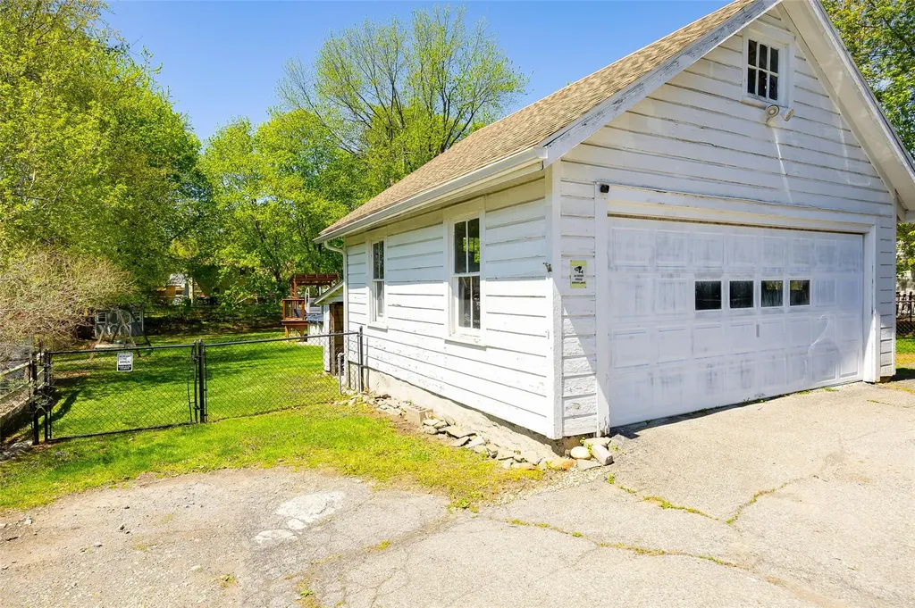 7365 S Broadway Red Hook NY 12571