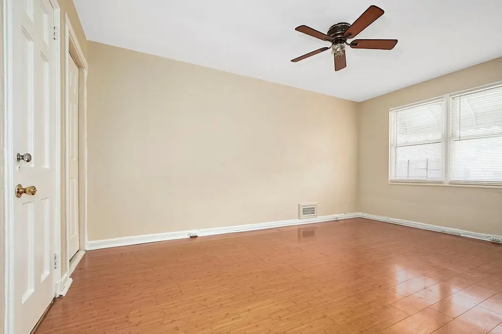 4635 Matilda Avenue Bronx NY 10470