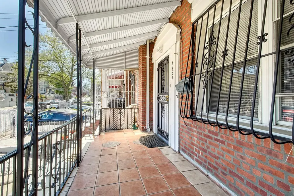 4635 Matilda Avenue Bronx NY 10470