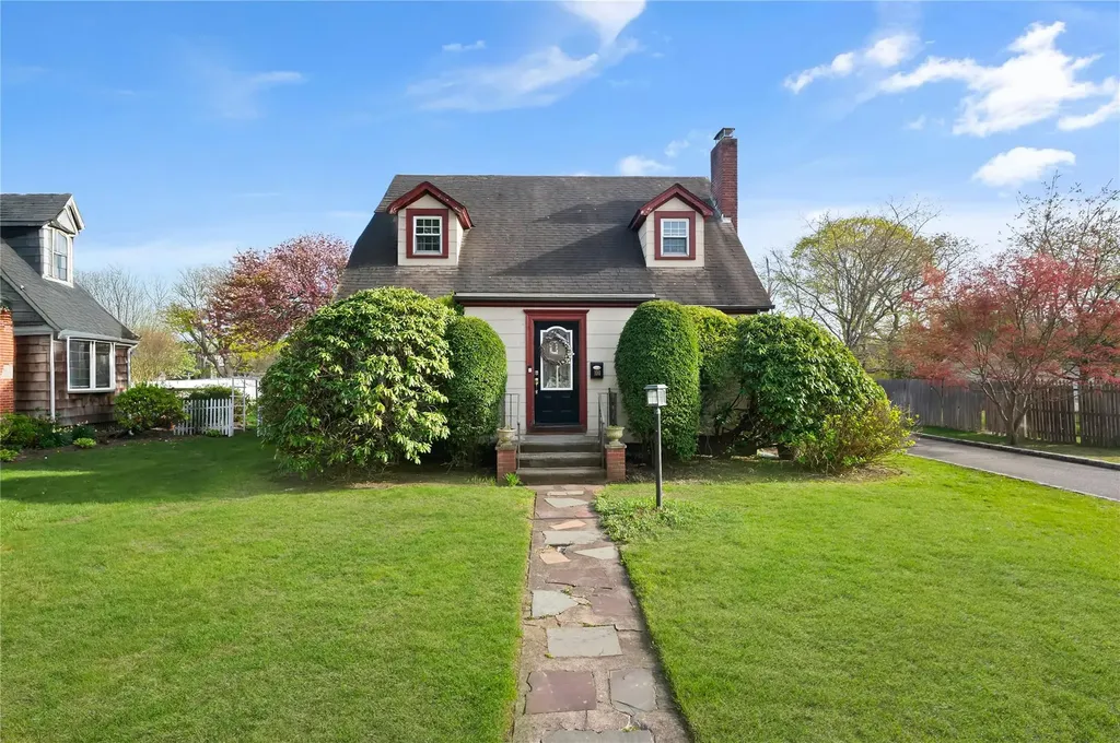 100 East Roe Boulevard Patchogue NY 11772