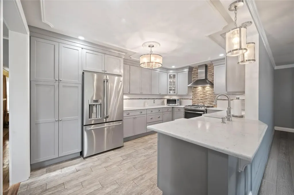 100 East Roe Boulevard Patchogue NY 11772