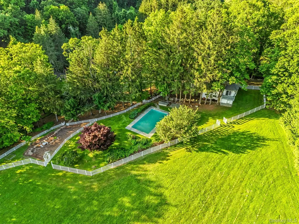 926 Peekskill Hollow Road Putnam Valley NY 10579