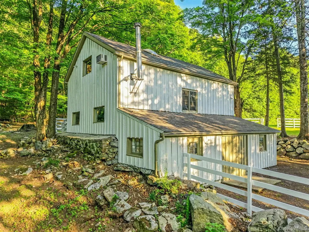 926 Peekskill Hollow Road Putnam Valley NY 10579