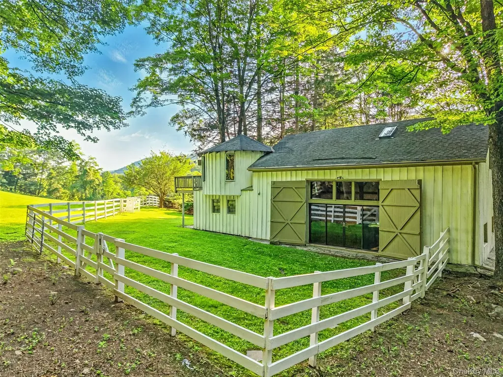 926 Peekskill Hollow Road Putnam Valley NY 10579