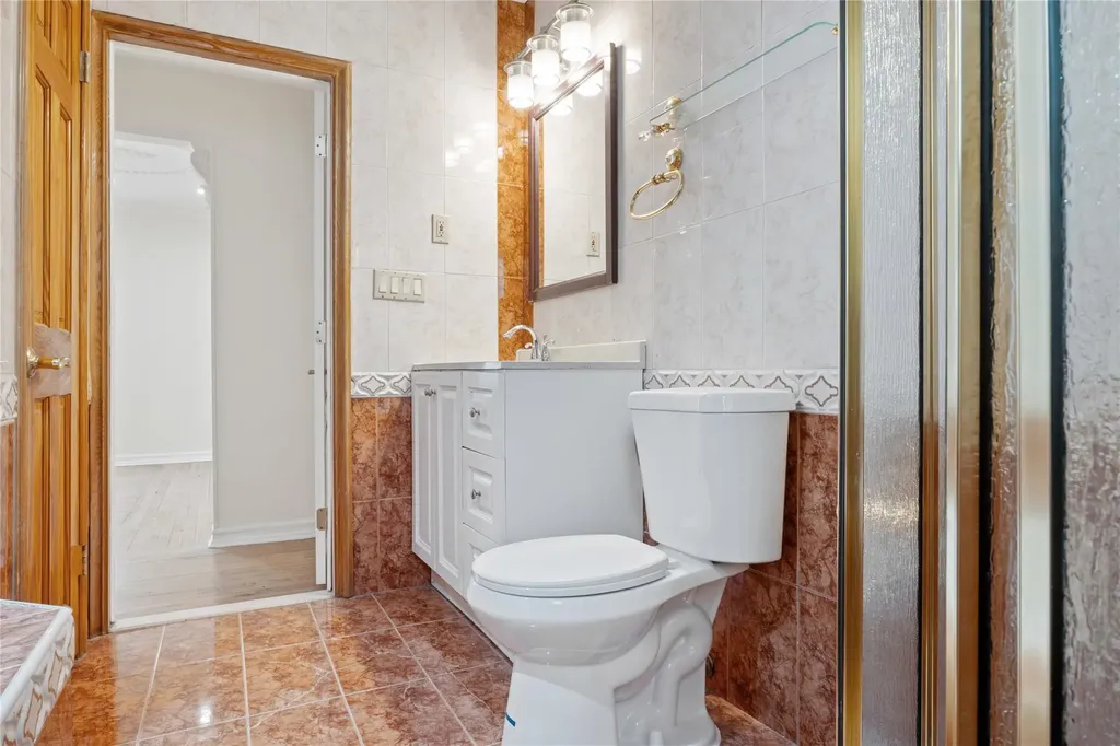 7333 188th Street Fresh Meadows NY 11366