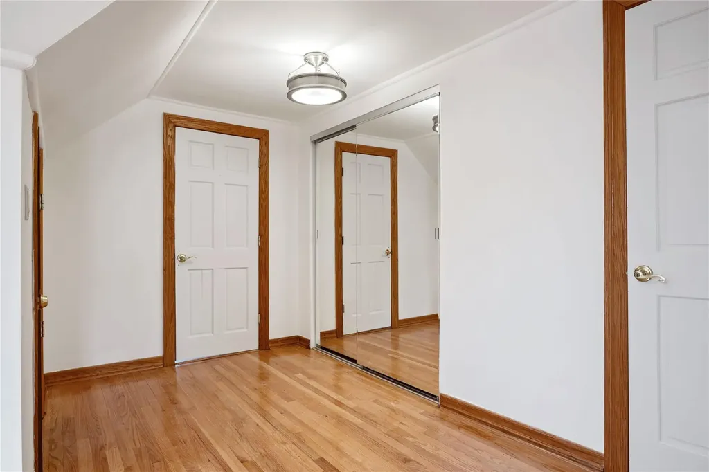7333 188th Street Fresh Meadows NY 11366