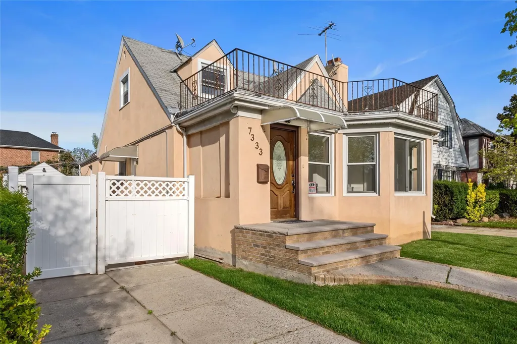7333 188th Street Fresh Meadows NY 11366