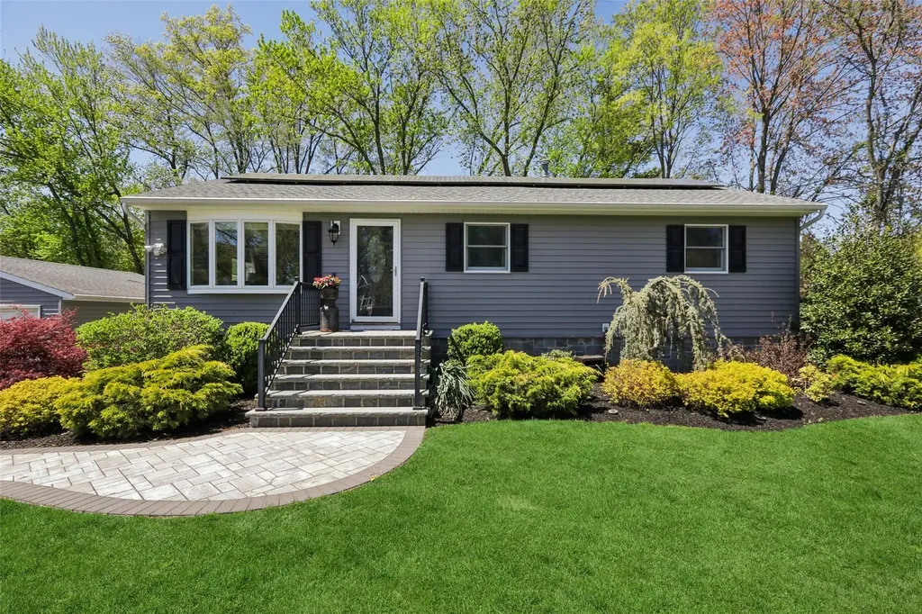 8 Adele Road West Nyack NY 10994
