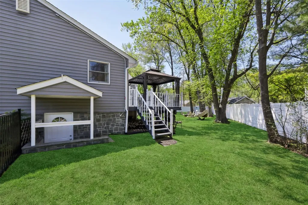 8 Adele Road West Nyack NY 10994