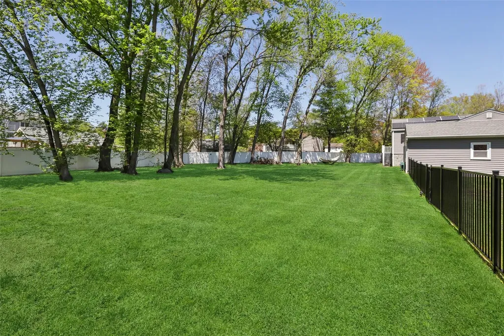8 Adele Road West Nyack NY 10994