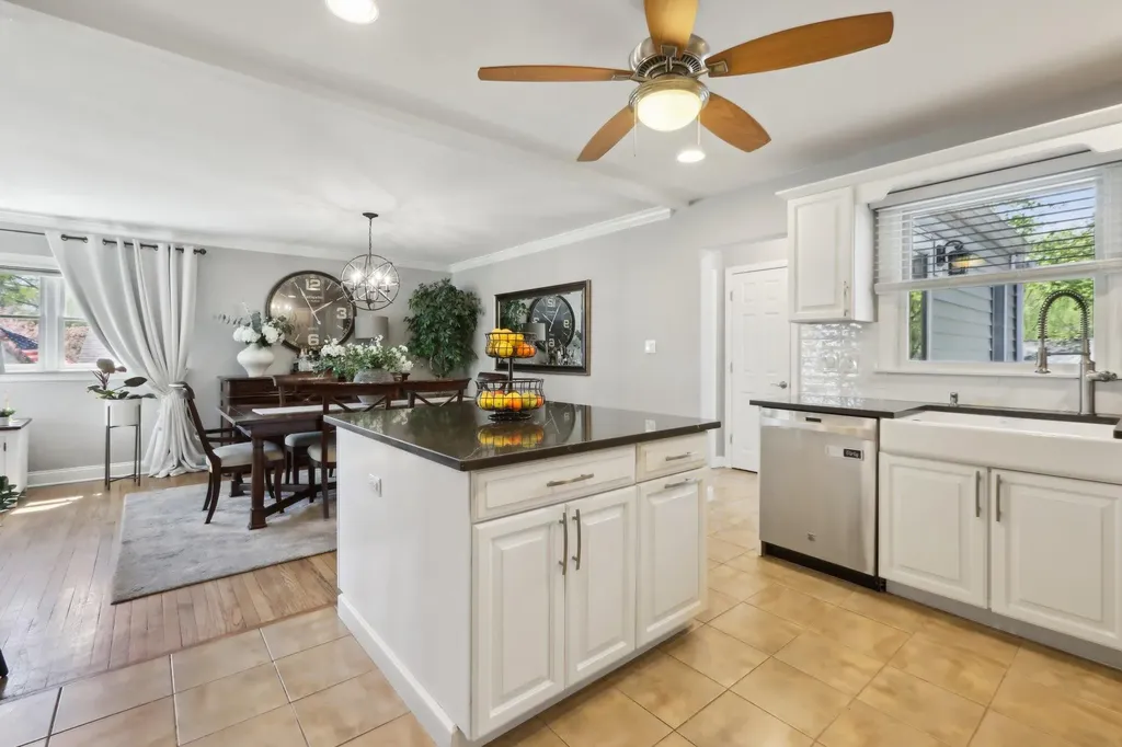 8 Adele Road West Nyack NY 10994