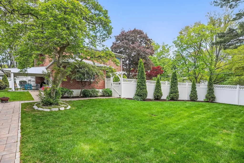 4 Sylvan Road White Plains NY 10605