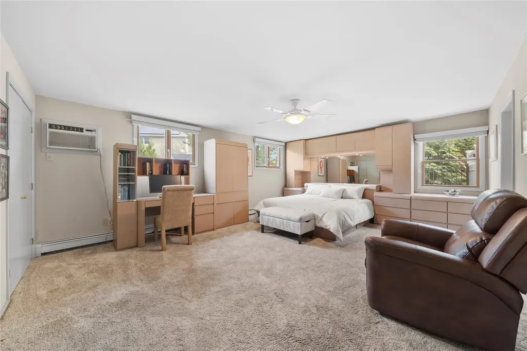 2555 Iris Lane North Bellmore NY 11710