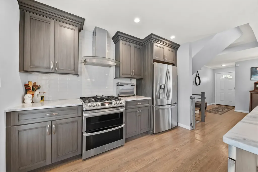 2555 Iris Lane North Bellmore NY 11710