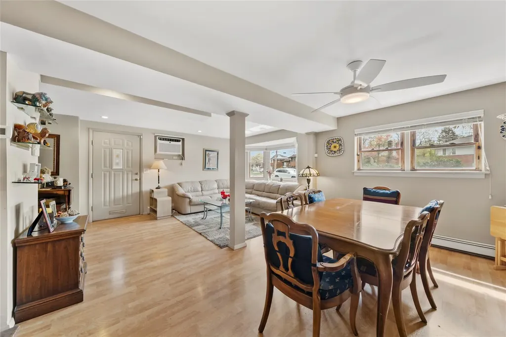 2555 Iris Lane North Bellmore NY 11710