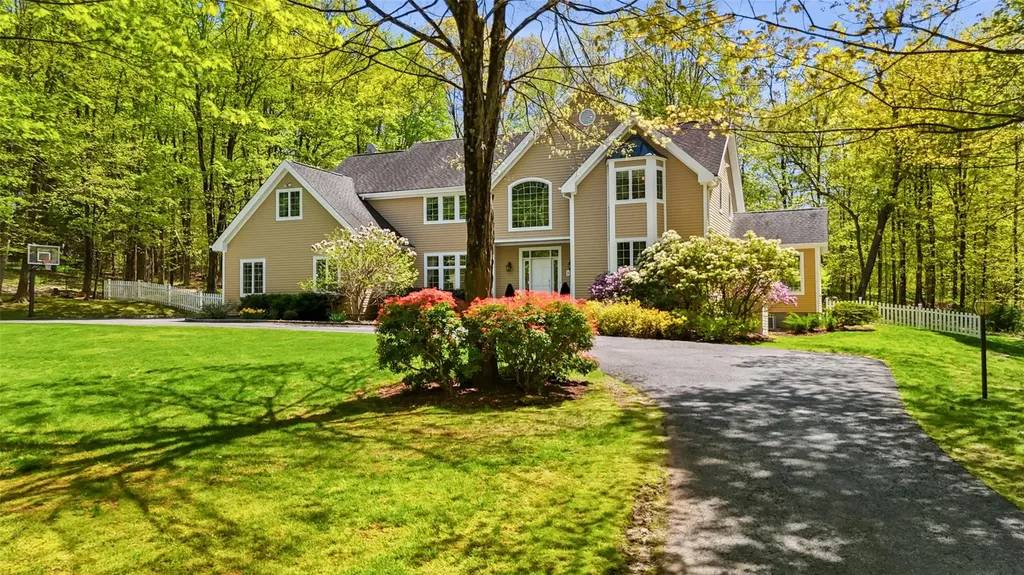 26 Autumn Ridge Road Pound Ridge NY 10576