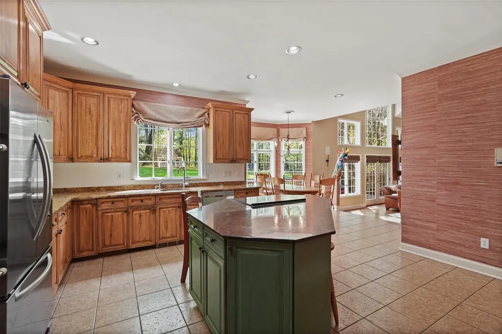 26 Autumn Ridge Road Pound Ridge NY 10576