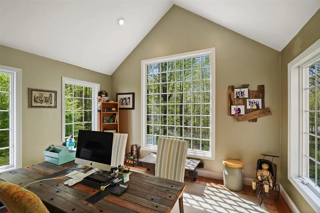 26 Autumn Ridge Road Pound Ridge NY 10576