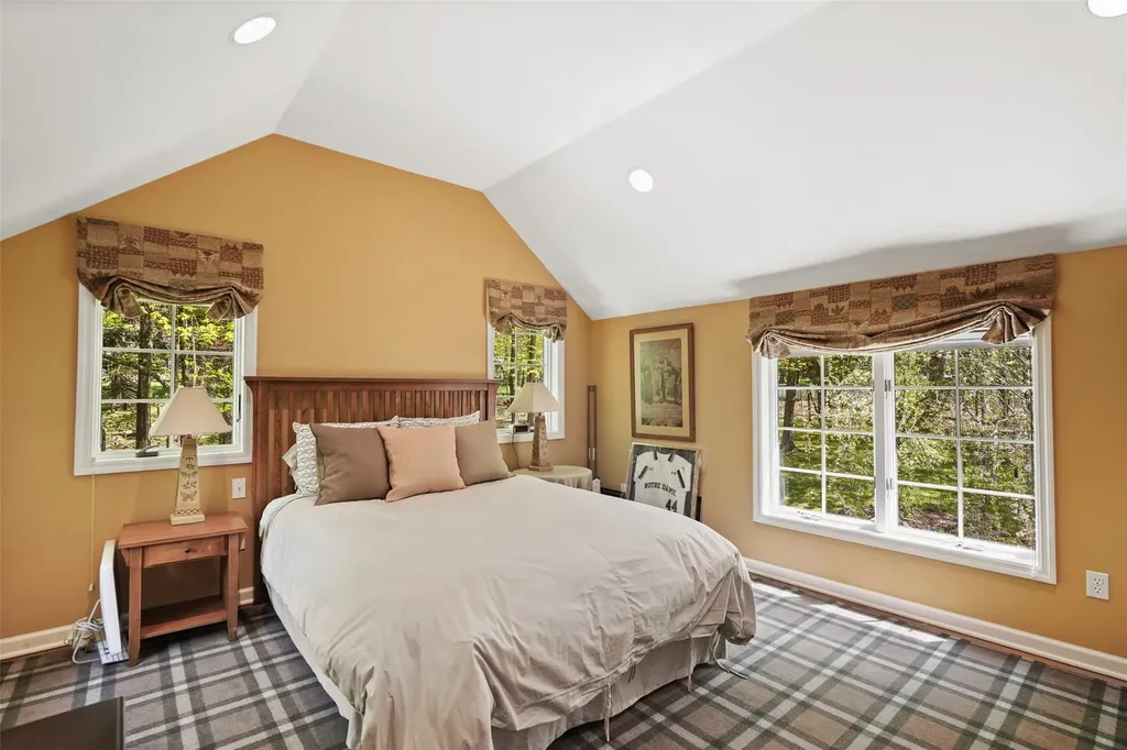 26 Autumn Ridge Road Pound Ridge NY 10576
