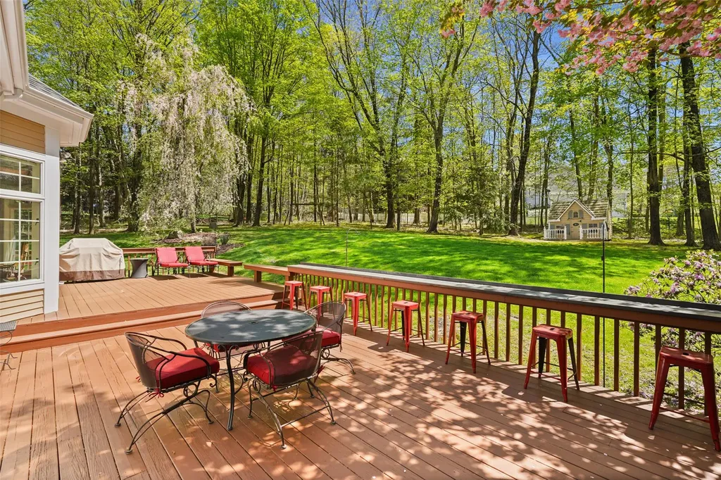 26 Autumn Ridge Road Pound Ridge NY 10576