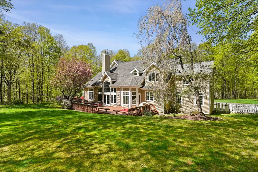 26 Autumn Ridge Road Pound Ridge NY 10576