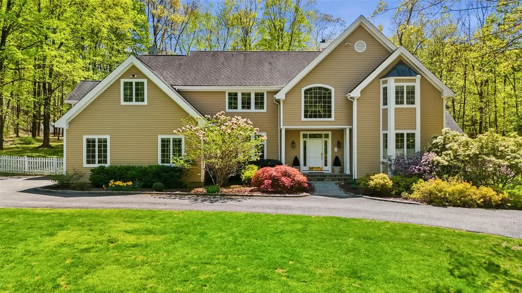26 Autumn Ridge Road Pound Ridge NY 10576