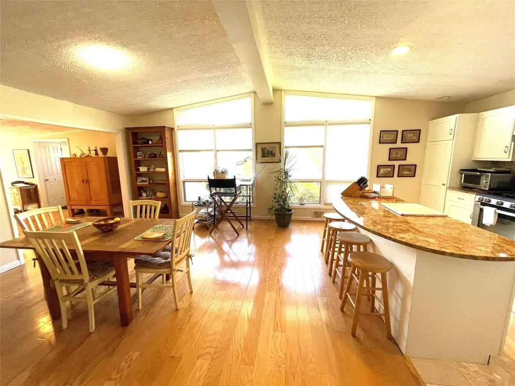 9 Crescent Circle Rock Hill NY 12775