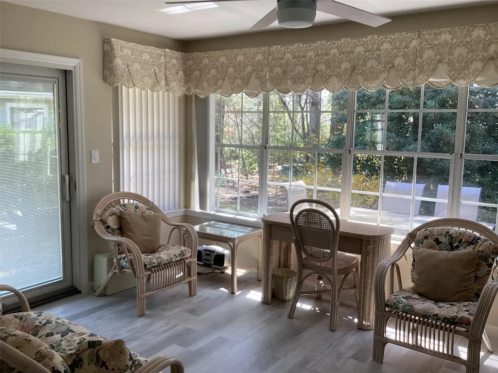 95 Glen Drive Ridge NY 11961